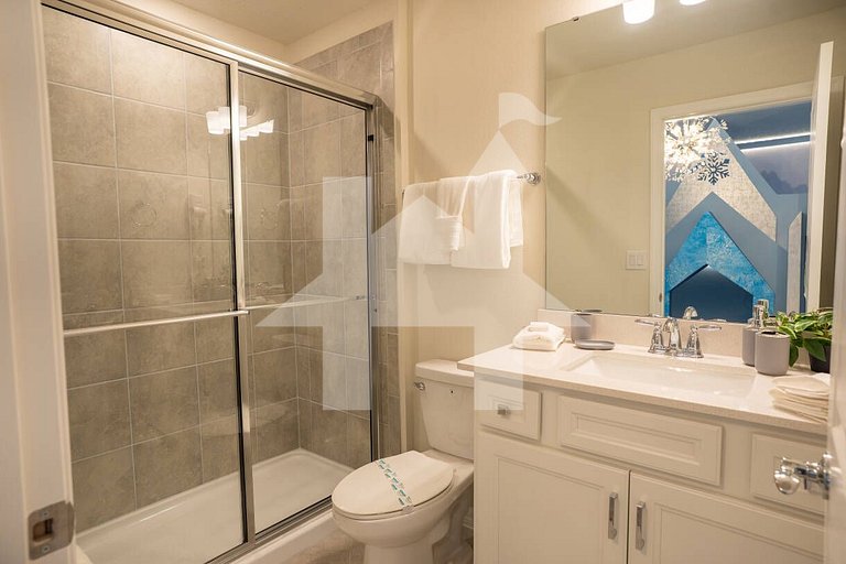 Vacation Home Near Disney, 10 bedrooms