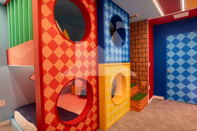 Vacation Home Near Disney, 10 bedrooms