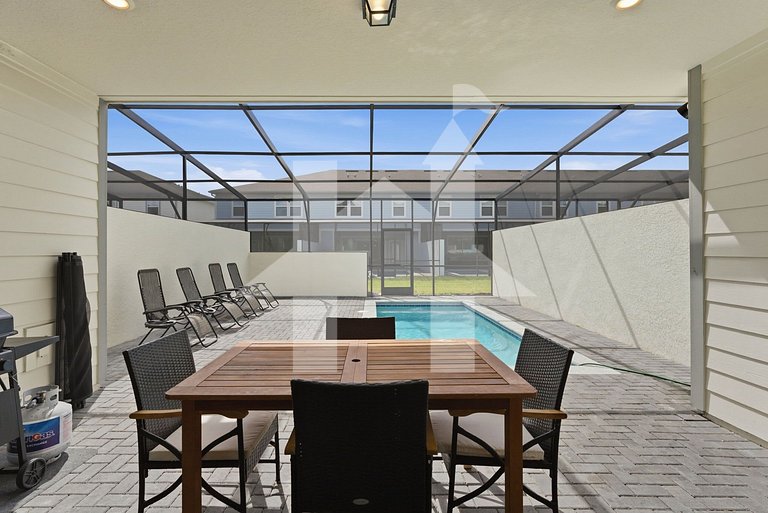 Vacation Home Near Disney, 5 bedrooms