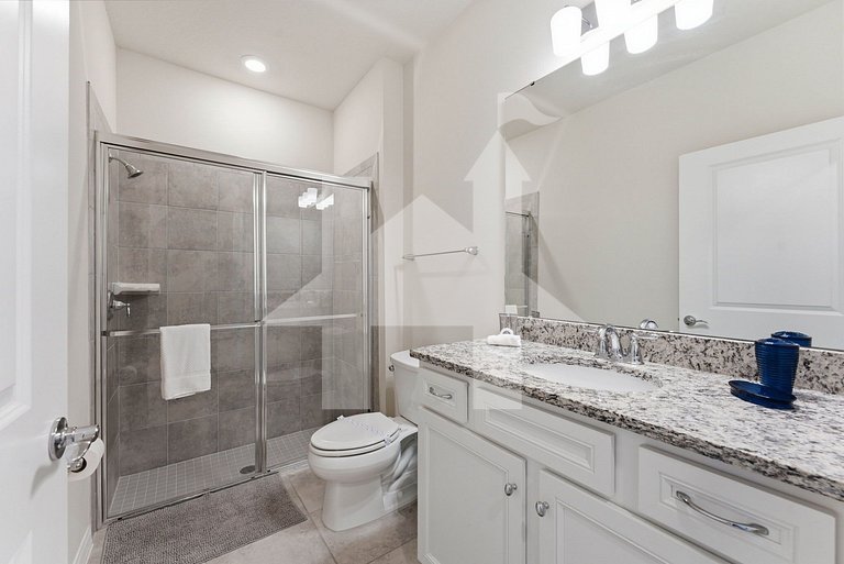 Vacation Home Near Disney, 5 bedrooms