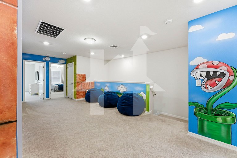 Vacation Home Near Disney, 5 bedrooms