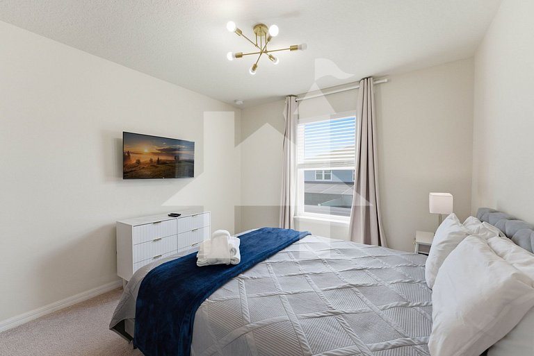 Vacation Home Near Disney, 5 bedrooms