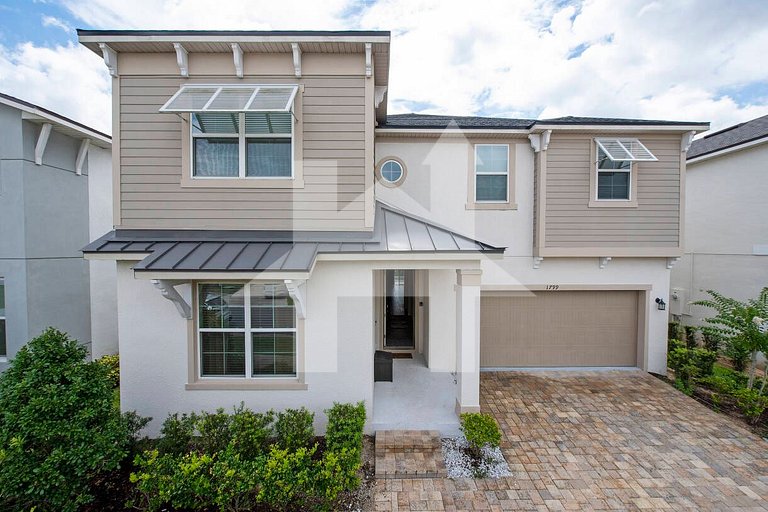 Vacation Home Near Disney, 9 bedrooms
