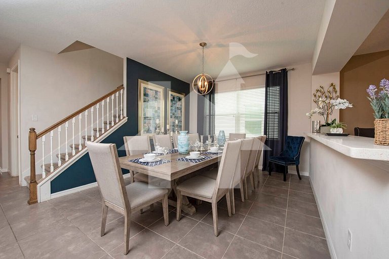 Vacation Home Near Disney, 9 bedrooms