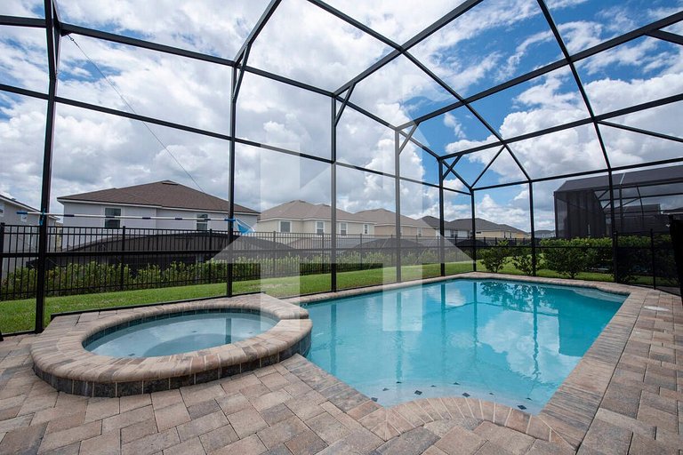 Vacation Home Near Disney, 9 bedrooms