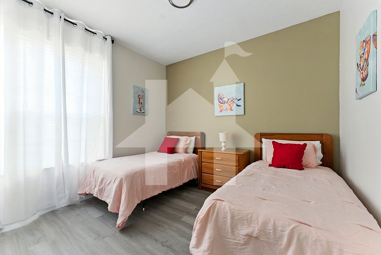 Vacation Home Near Disney, 3 bedrooms