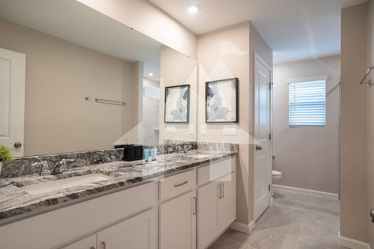 Vacation Home Near Disney, 7 bedrooms