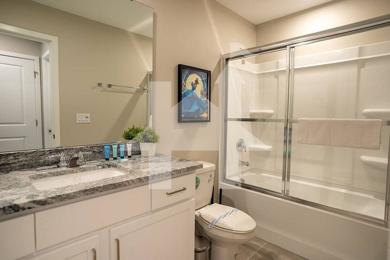 Vacation Home Near Disney, 7 bedrooms