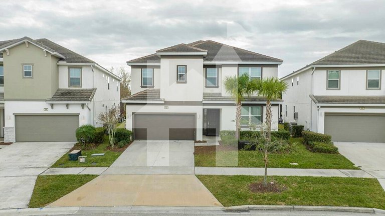 Vacation Home Near Disney, 12 bedrooms