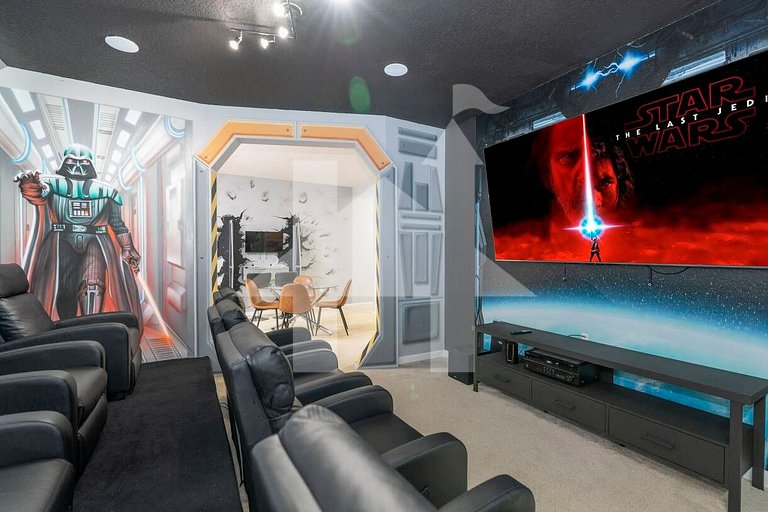Vacation Home Near Disney, 12 bedrooms