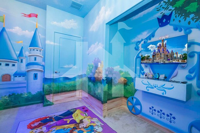 Vacation Home Near Disney, 12 bedrooms