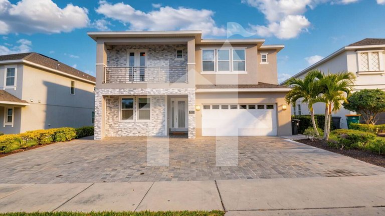 Vacation Home Near Disney, 9 bedrooms