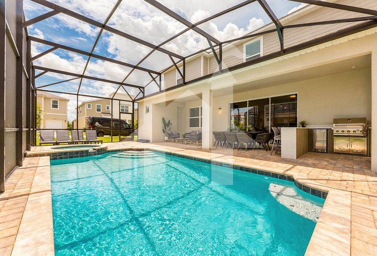 Vacation Home Near Disney, 9 bedrooms