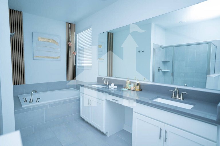 Vacation Home Near Disney, 6 bedrooms