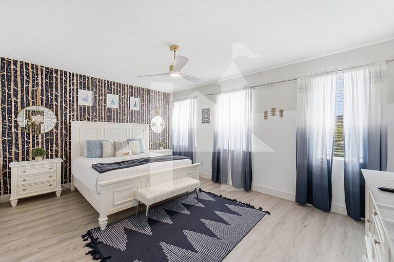 Vacation Home Near Disney, 7 bedrooms