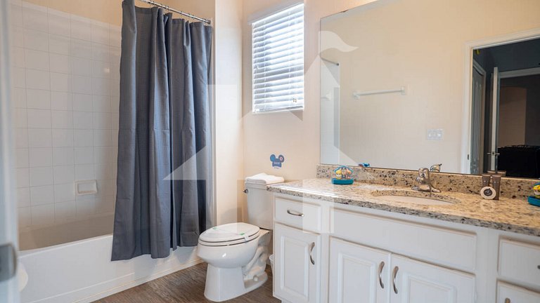Vacation Home Near Disney, 6 bedrooms