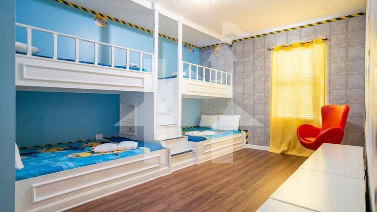 Vacation Home Near Disney, 6 bedrooms