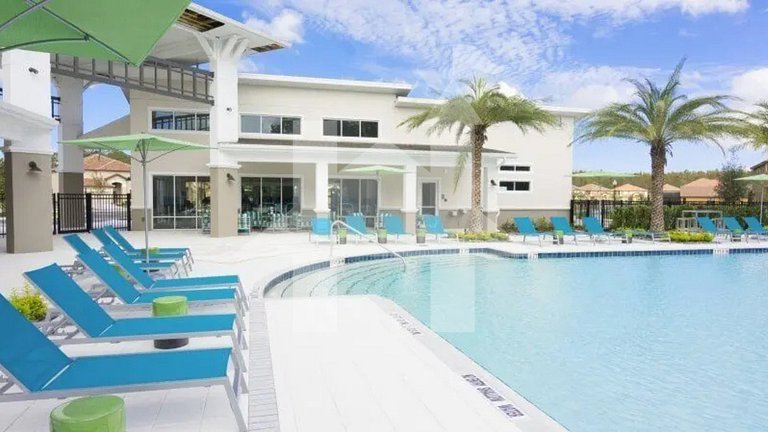 Vacation Home Near Disney, 6 bedrooms