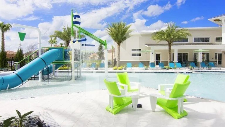 Vacation Home Near Disney, 6 bedrooms