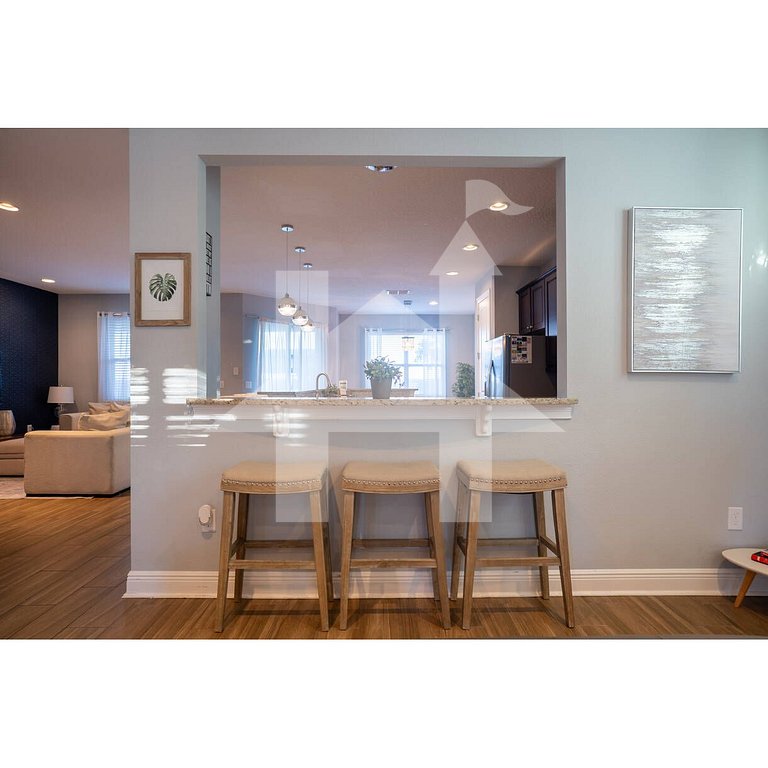 Vacation Home Near Disney, 6 bedrooms