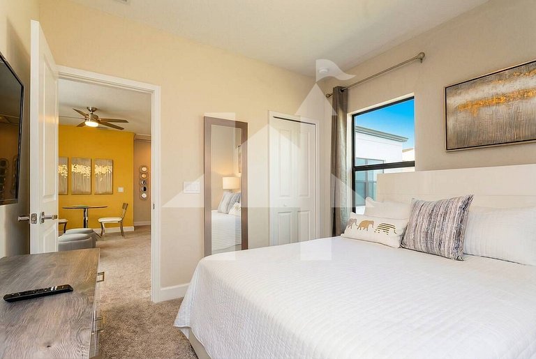 Vacation Home Near Disney, 5 bedrooms