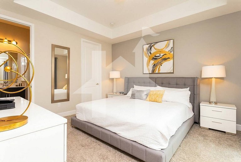 Vacation Home Near Disney, 5 bedrooms