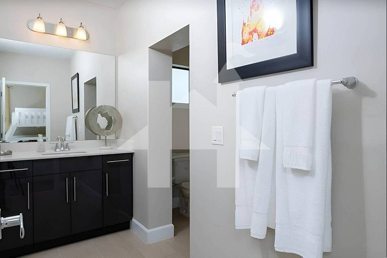 Vacation Home Near Disney, 5 bedrooms