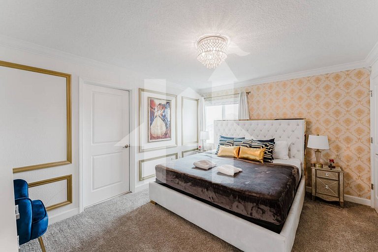 Vacation Home Near Disney, 5 bedrooms