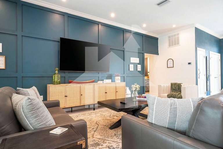 Vacation Home Near Disney, 4 bedrooms
