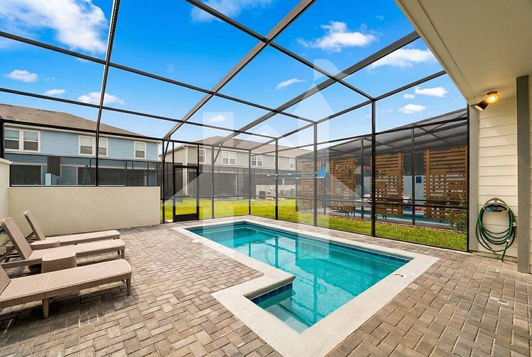 Vacation Home Near Disney, 5 bedrooms