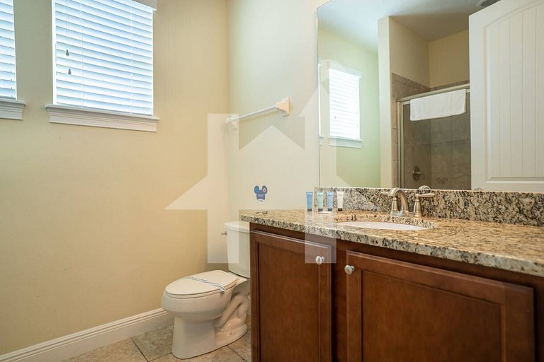 Vacation Home Near Disney, 6 bedrooms