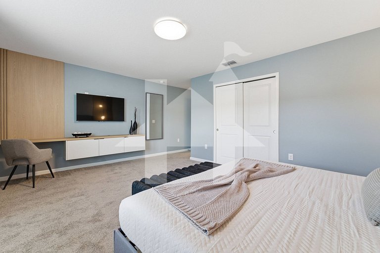 Vacation Home Near Disney - 7 bedrooms