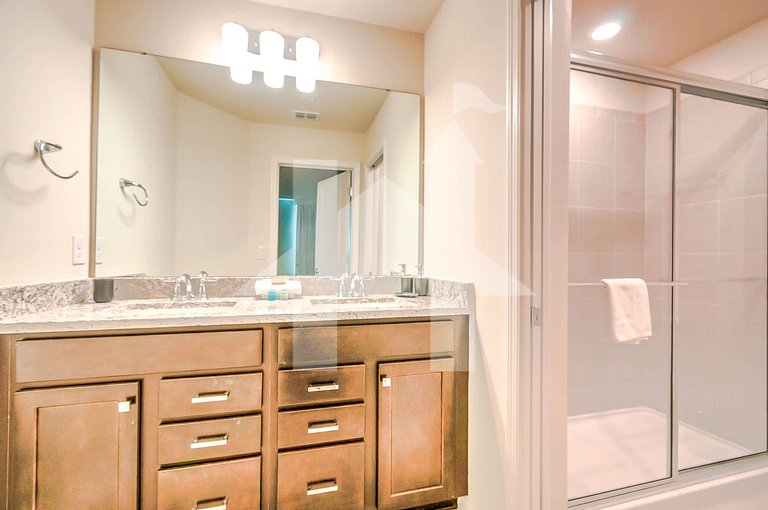 Vacation Home Near Disney, 7 bedrooms