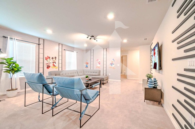 Vacation Home Near Disney, 7 bedrooms