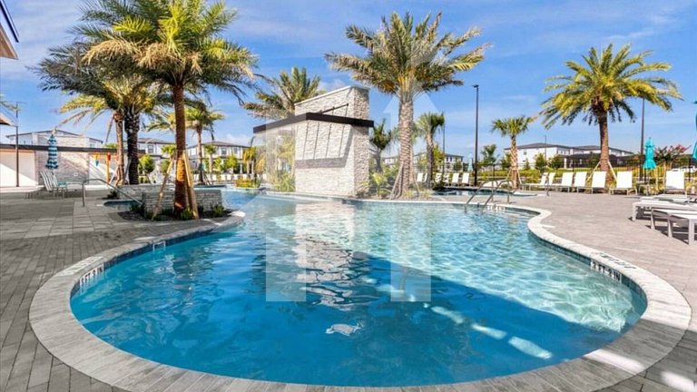 Vacation Home Near Disney, 6 bedrooms