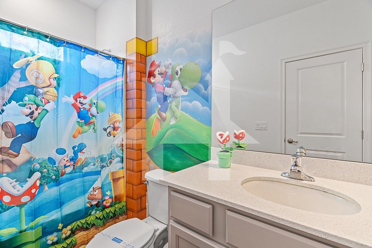 Vacation Home Near Disney, 6 bedrooms