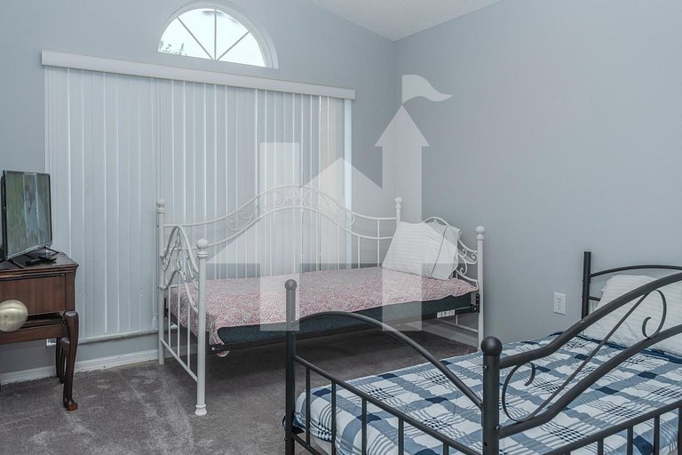 Vacation Home Near Disney, 3 bedrooms