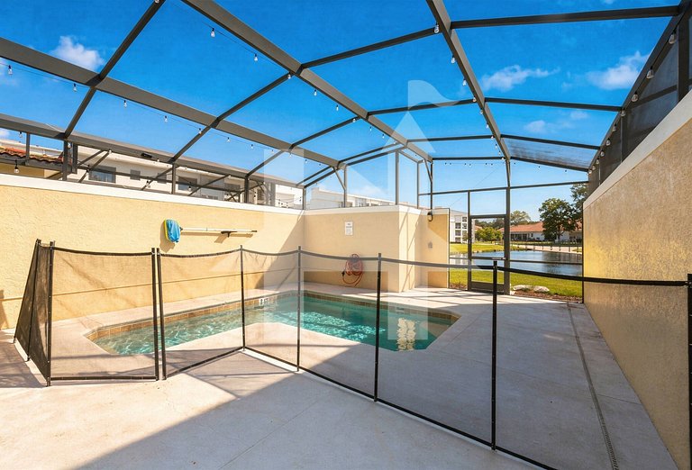 Vacation Home Near Disney, 4 bedrooms