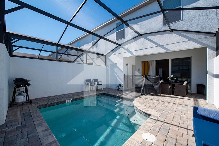 Vacation Home Near Disneym - 3 bedrooms