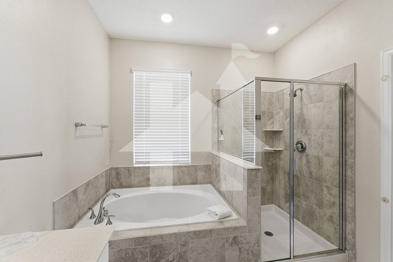 Vacation Home Near Disney - 3 Bedrooms