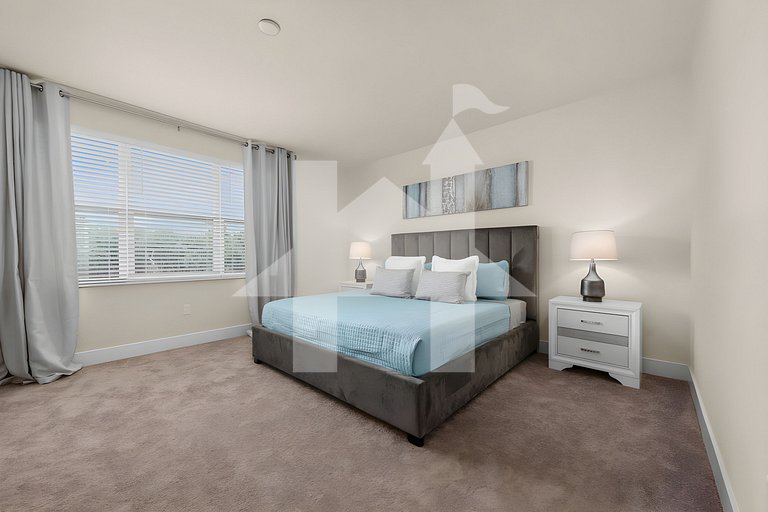 Vacation Home Near Disney - 4 Bedrooms