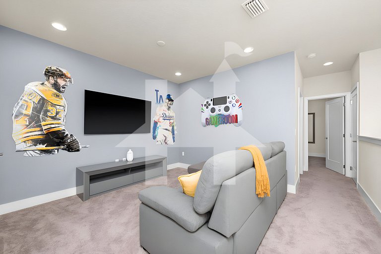 Vacation Home Near Disney - 4 Bedrooms