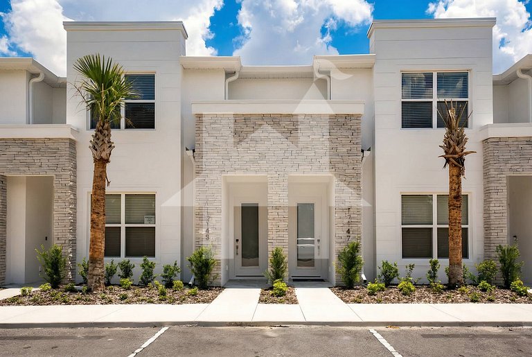 Vacation Home Near Disney - 4 Bedrooms