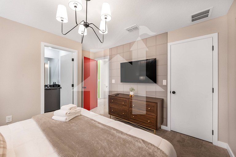 Vacation Home Near Disney - 3 Bedrooms