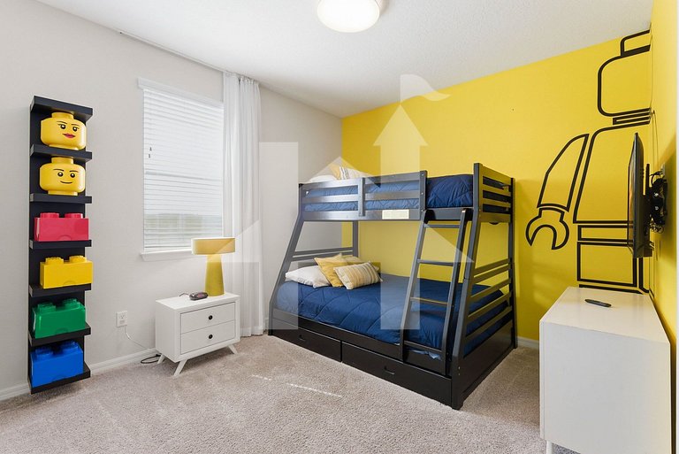 Vacation Home Near Disney - 9 Bedrooms