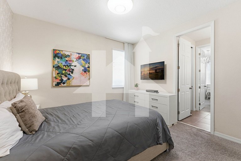 Vacation Home Near Disney - 9 Bedrooms