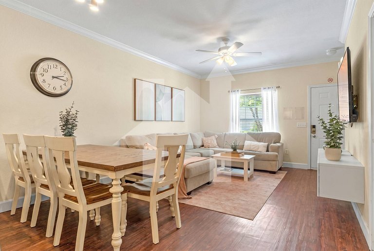 Vacation Home Near Disney - 3 Bedrooms