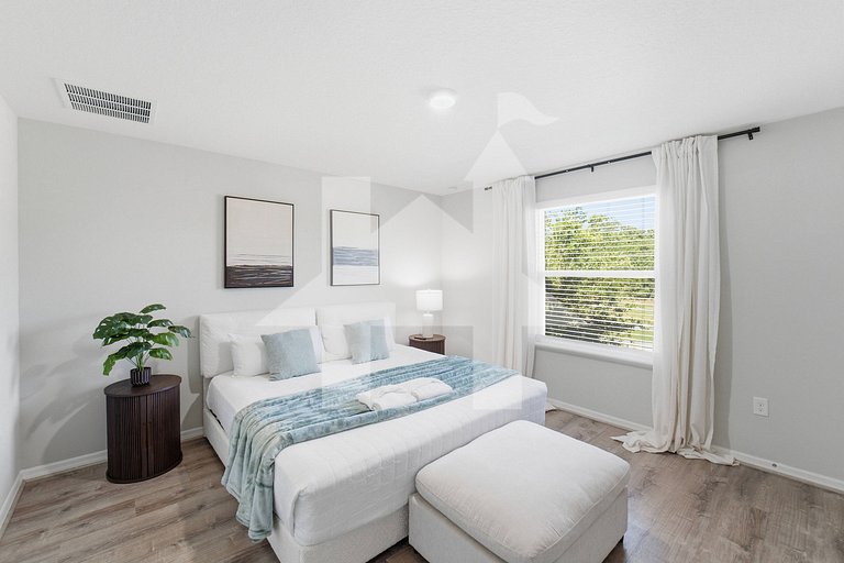Vacation Home Near Disney - 3 Bedrooms