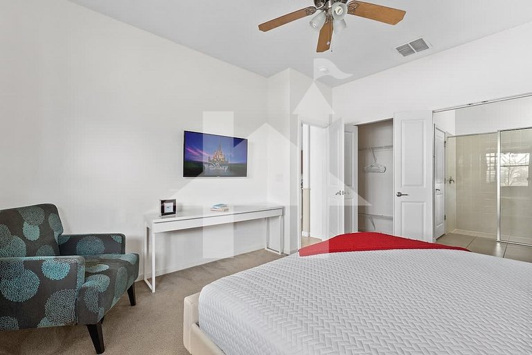 Vacation Home Near Disney - 4 Bedrooms