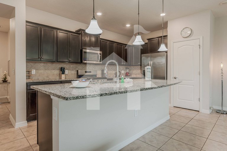 Vacation Home Near Disney - 5 Bedrooms